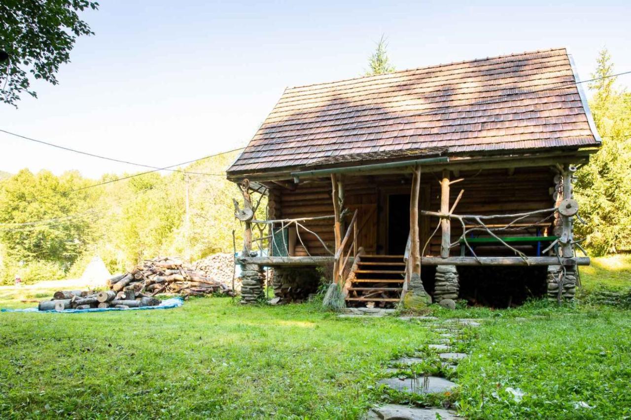 Хатина Біля Потока Villa Lumshory Dış mekan fotoğraf