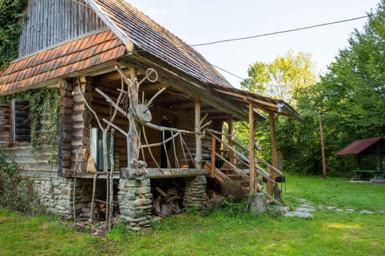 Хатина Біля Потока Villa Lumshory Dış mekan fotoğraf